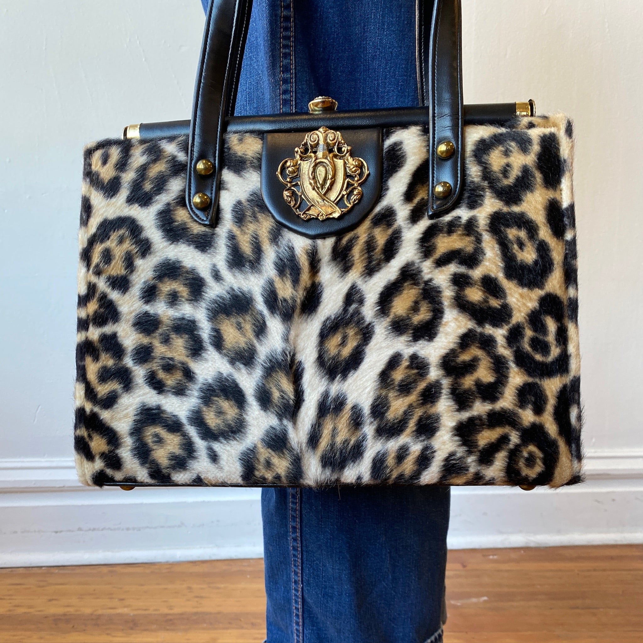 Accessories – AssassinVintage