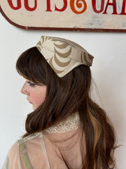 Cute Early 50’s Vintage Hat with a Side Pouf