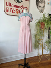 1940’s Pink & Blue Linen Dress