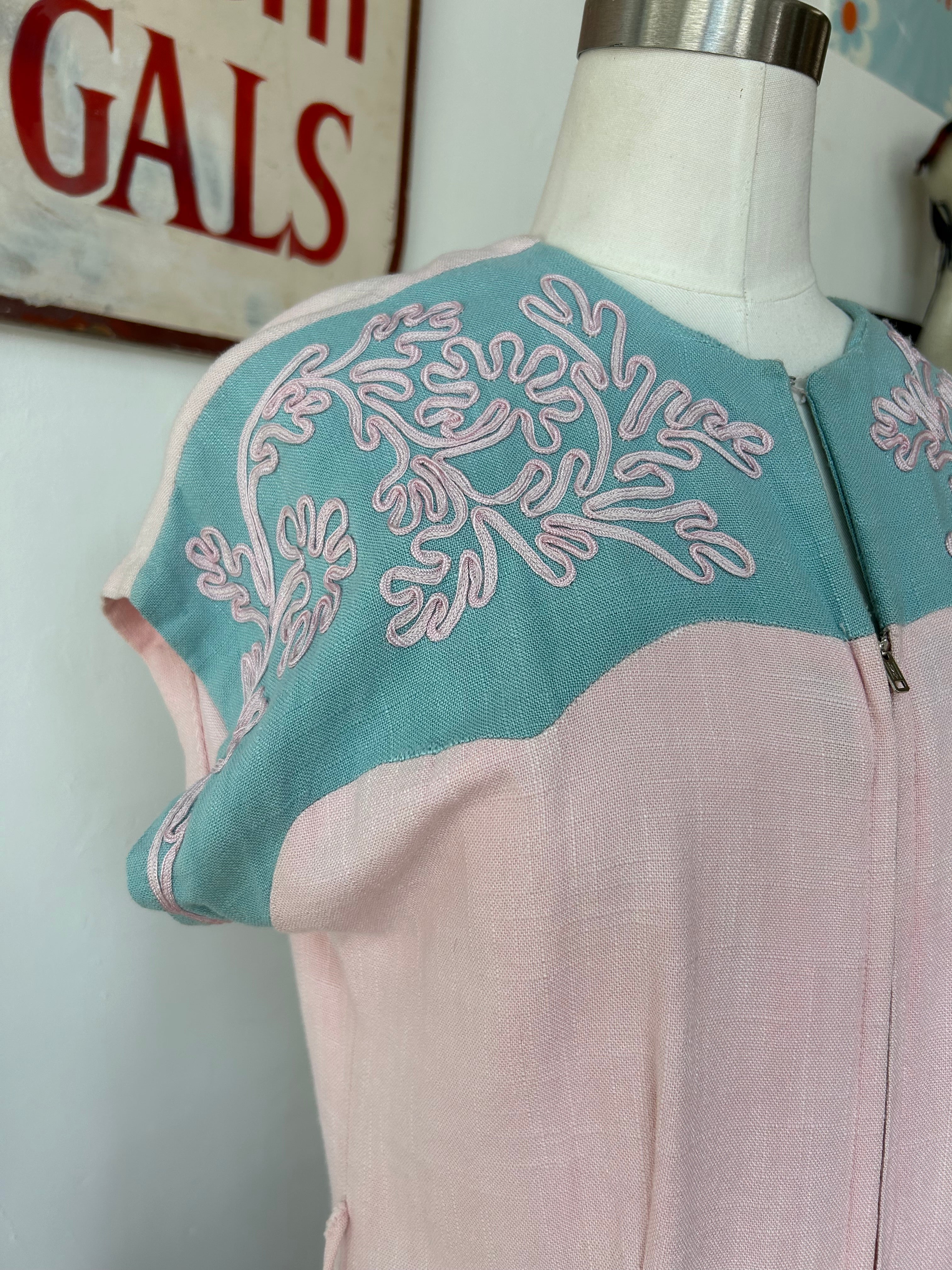 1940’s Pink & Blue Linen Dress