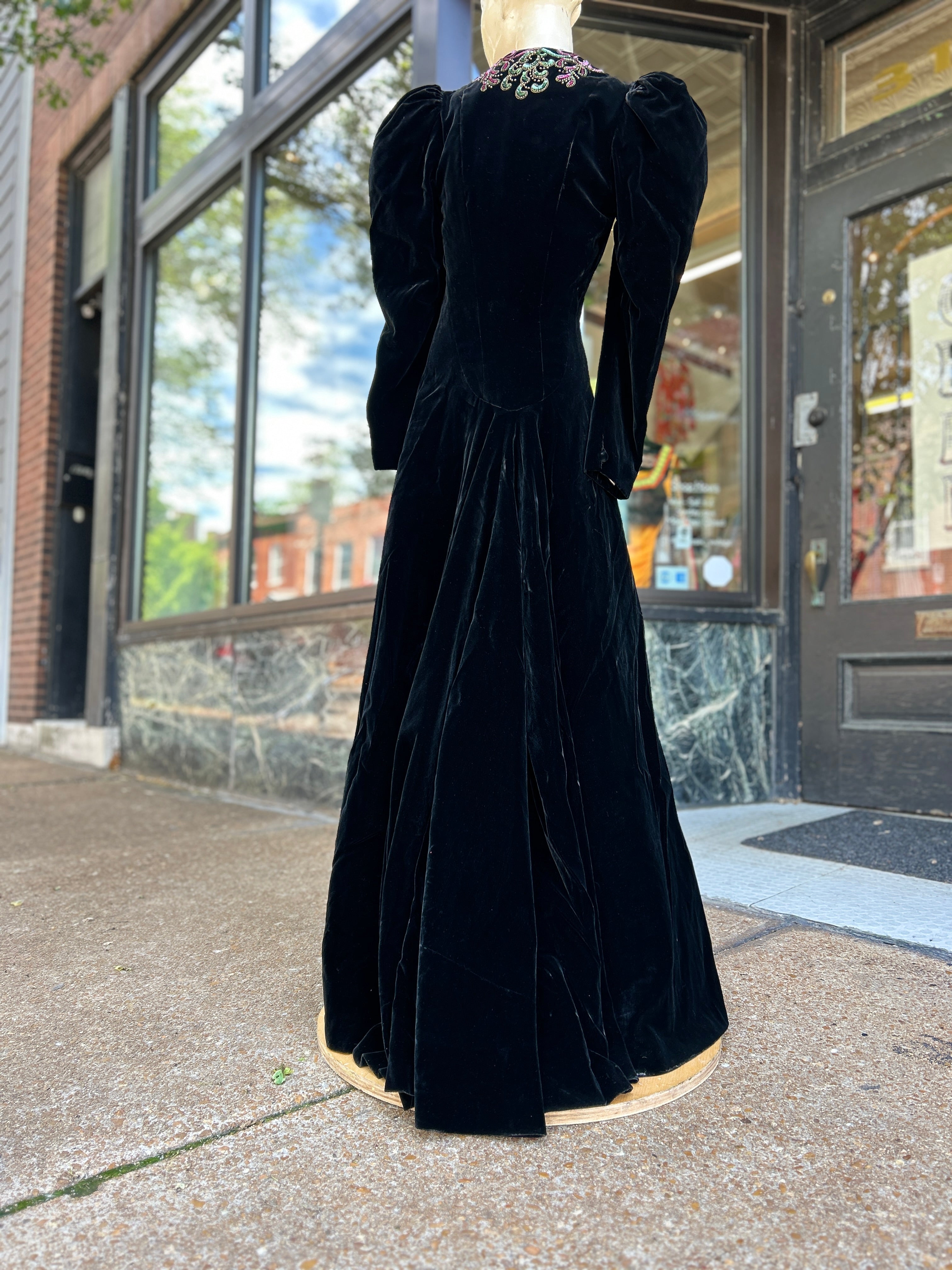 1930’s Black Velvet & Sequin Opera Coat 1930’s Black Velvet & Sequin Opera Coat