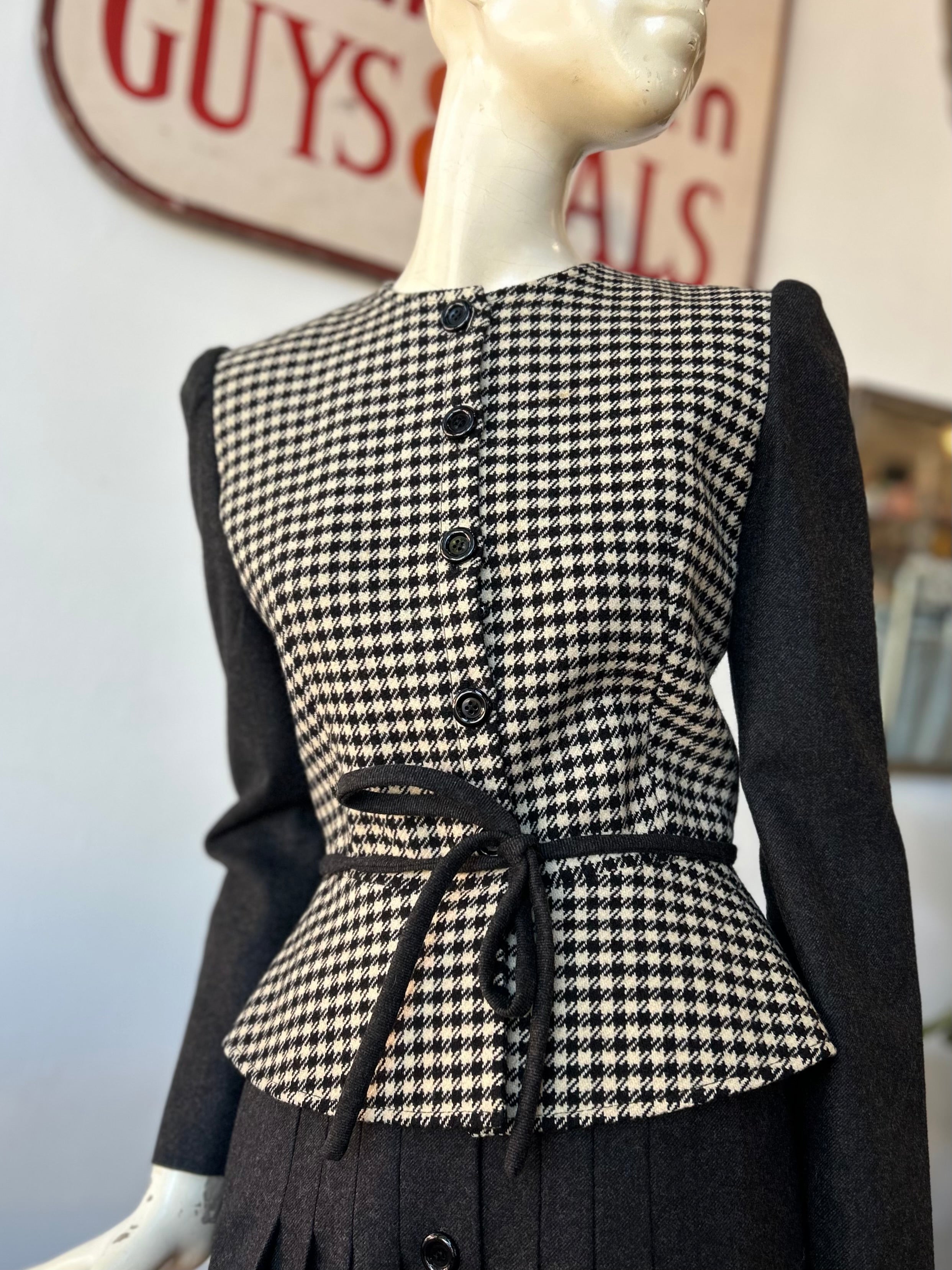 1980’s Valentino Boutique Houndstooth Print Suit