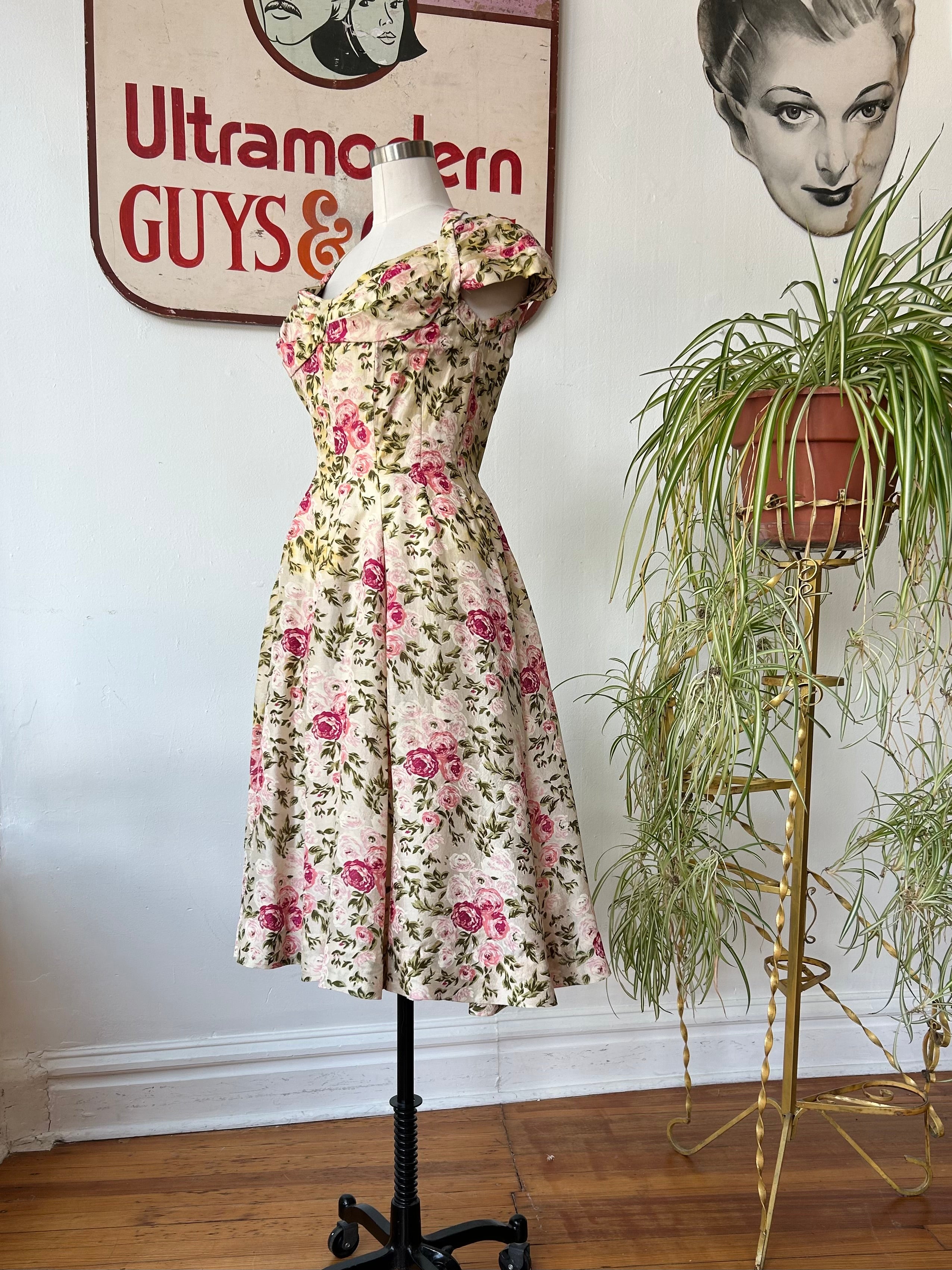 1960’s Suzy Perette Floral Print Dress