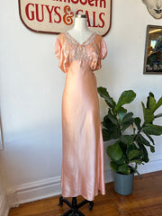 1940’s Peach Nightgown