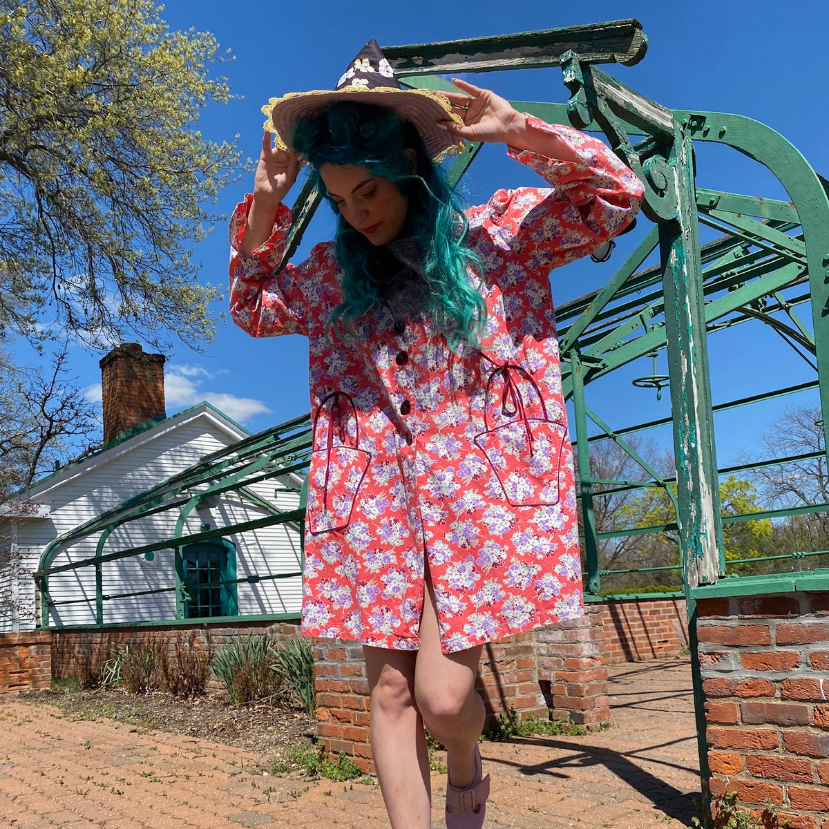 1930’S Floral Bouquet Smock Dress