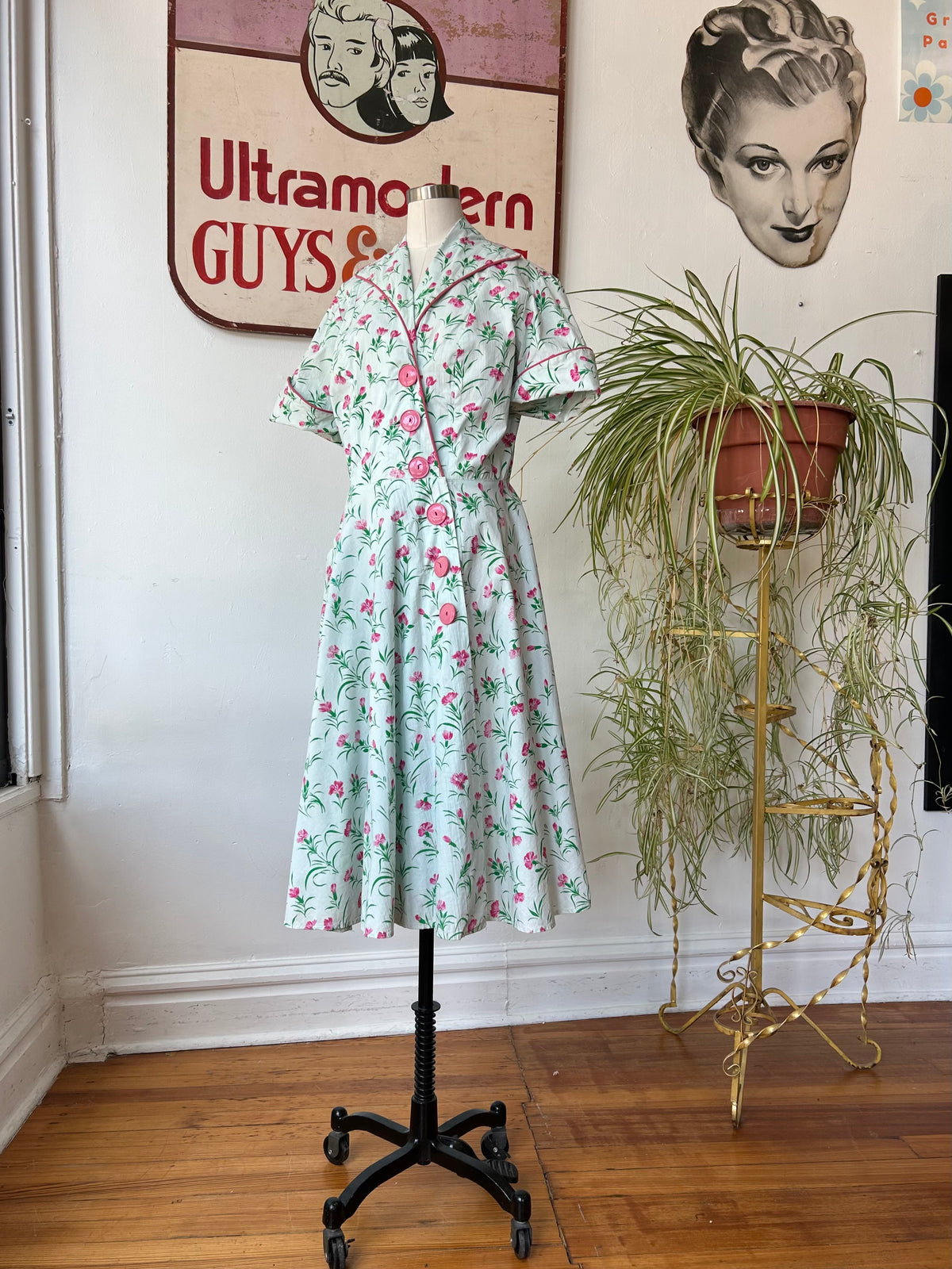 Pale Mint 1940’s Dress w/Pink Floral Print