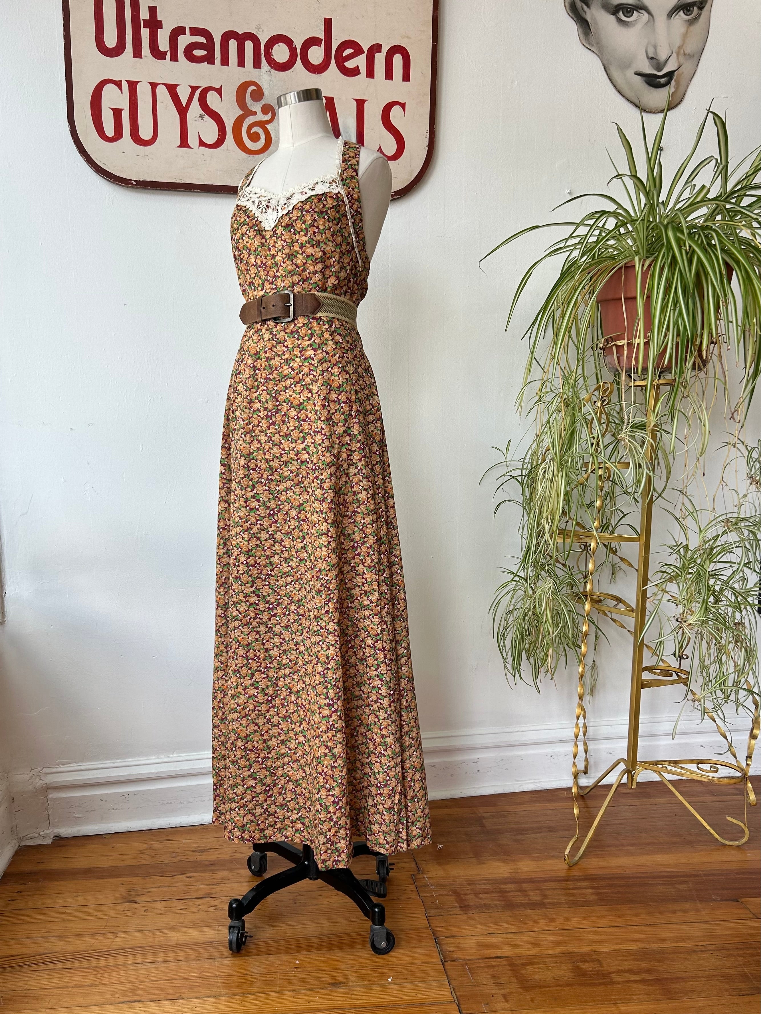 Sweet floral print halter dress