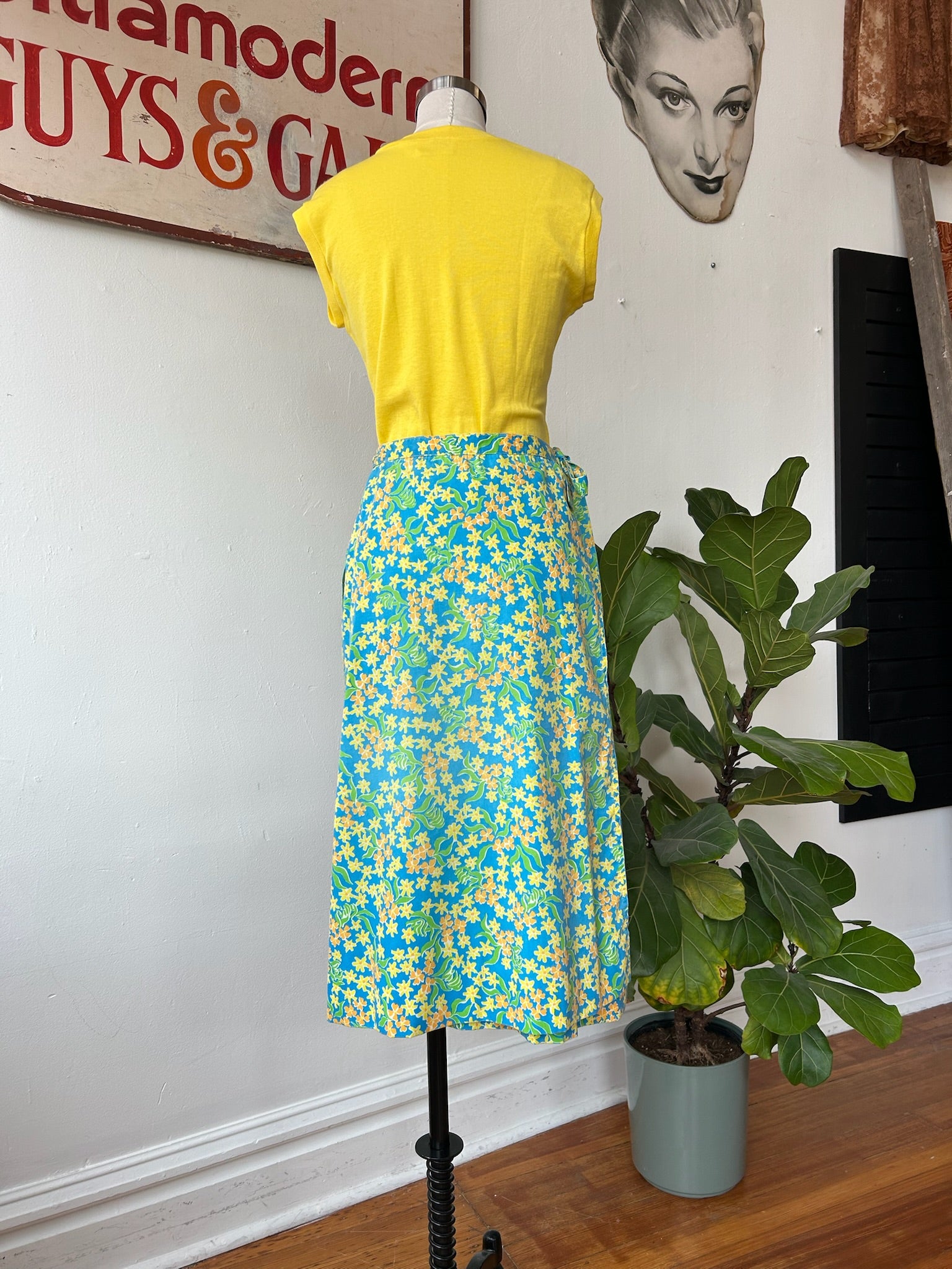 1960’s Blue Floral Print Lilly Wrap Skirt