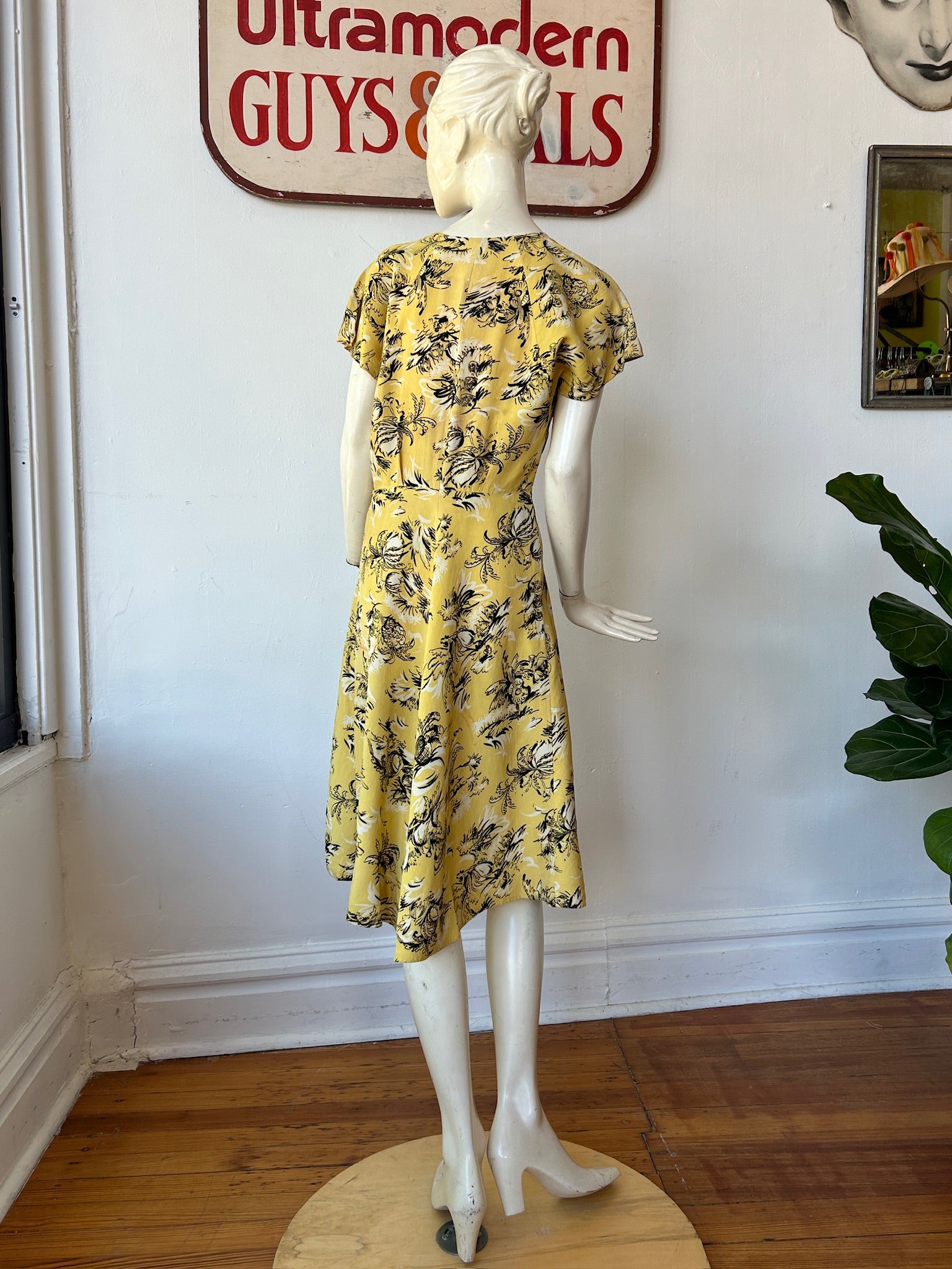 Yellow & Black Print 40’s Dress