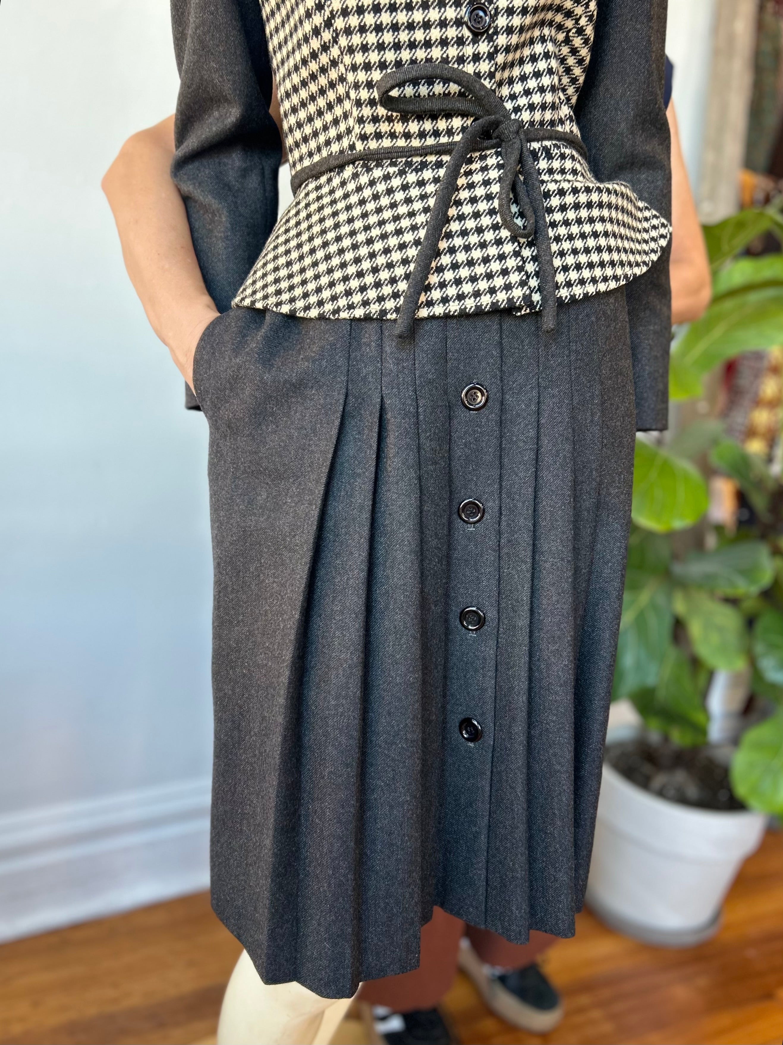 1980’s Valentino Boutique Houndstooth Print Suit