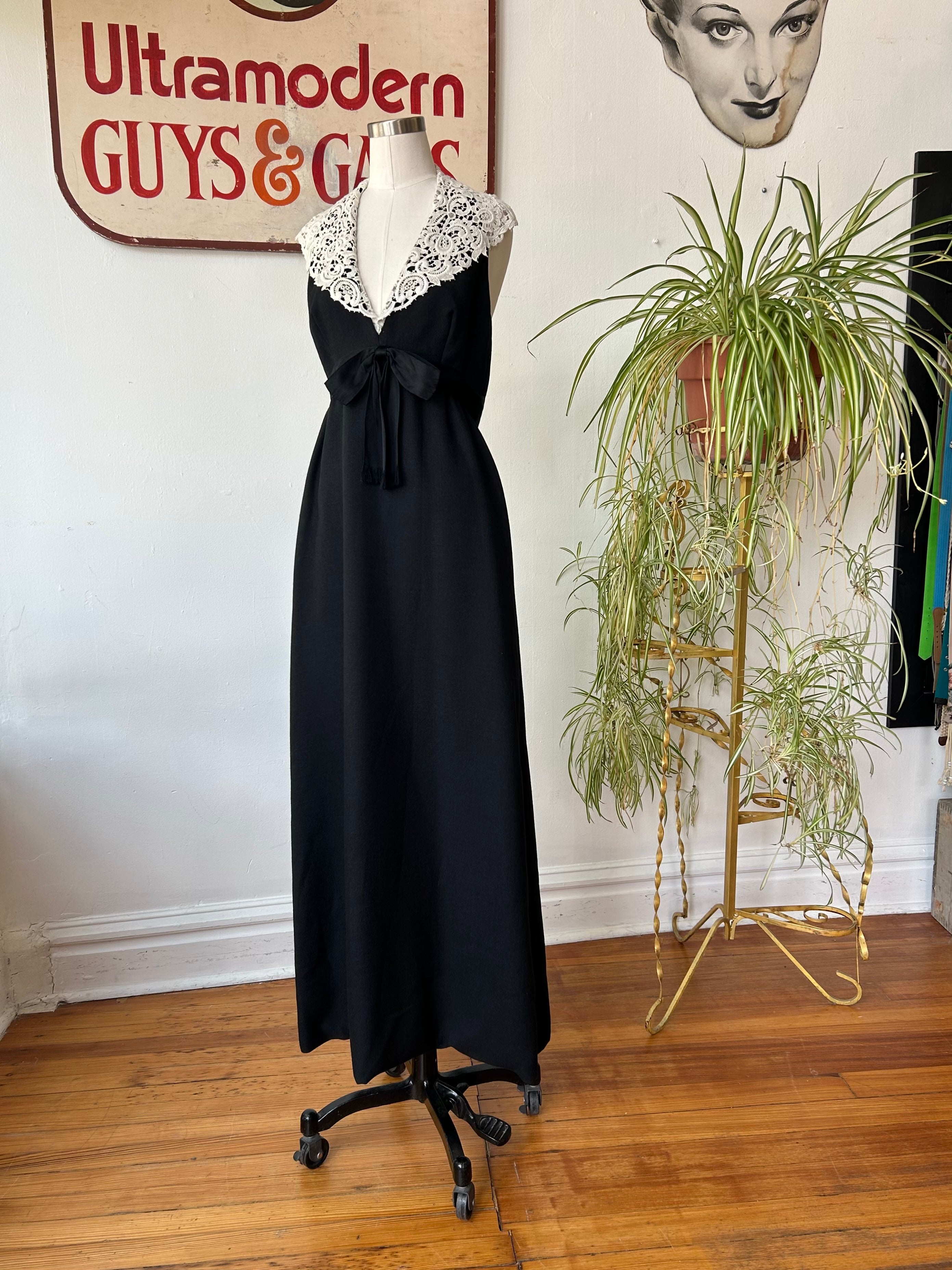 1970’s Mollie Parnis Halter Maxi Dress