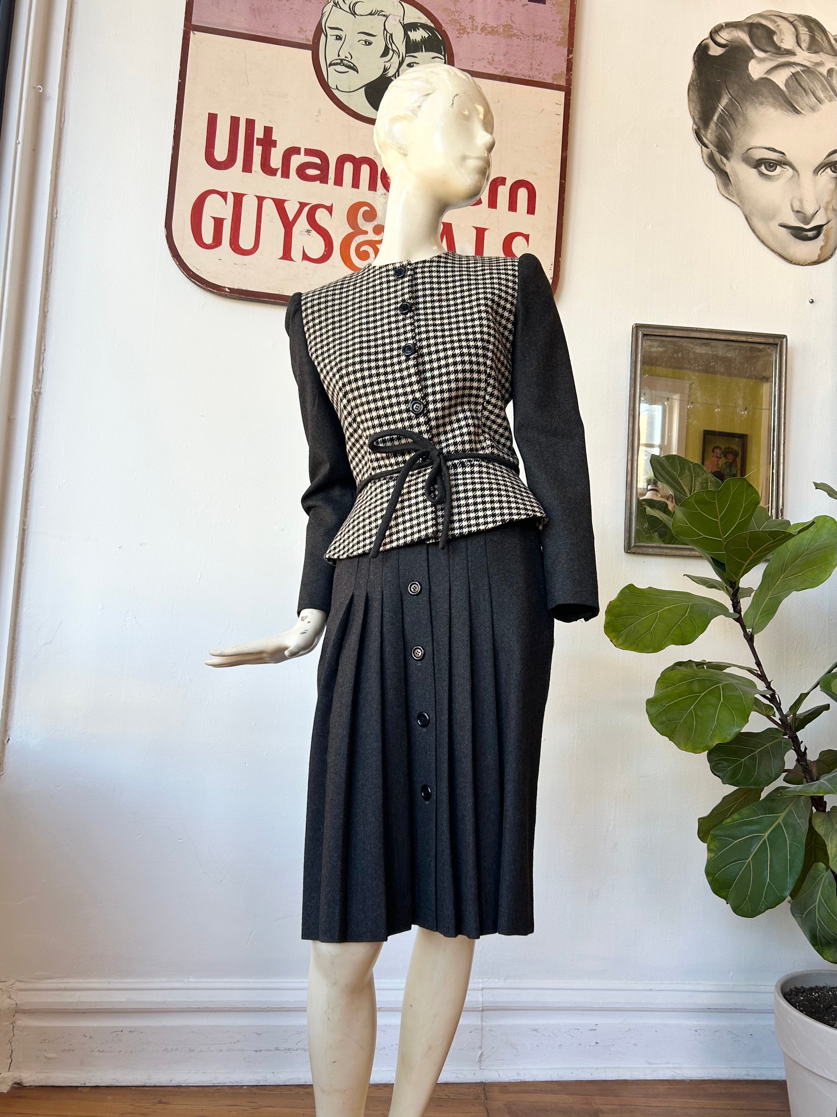 1980’s Valentino Boutique Houndstooth Print Suit