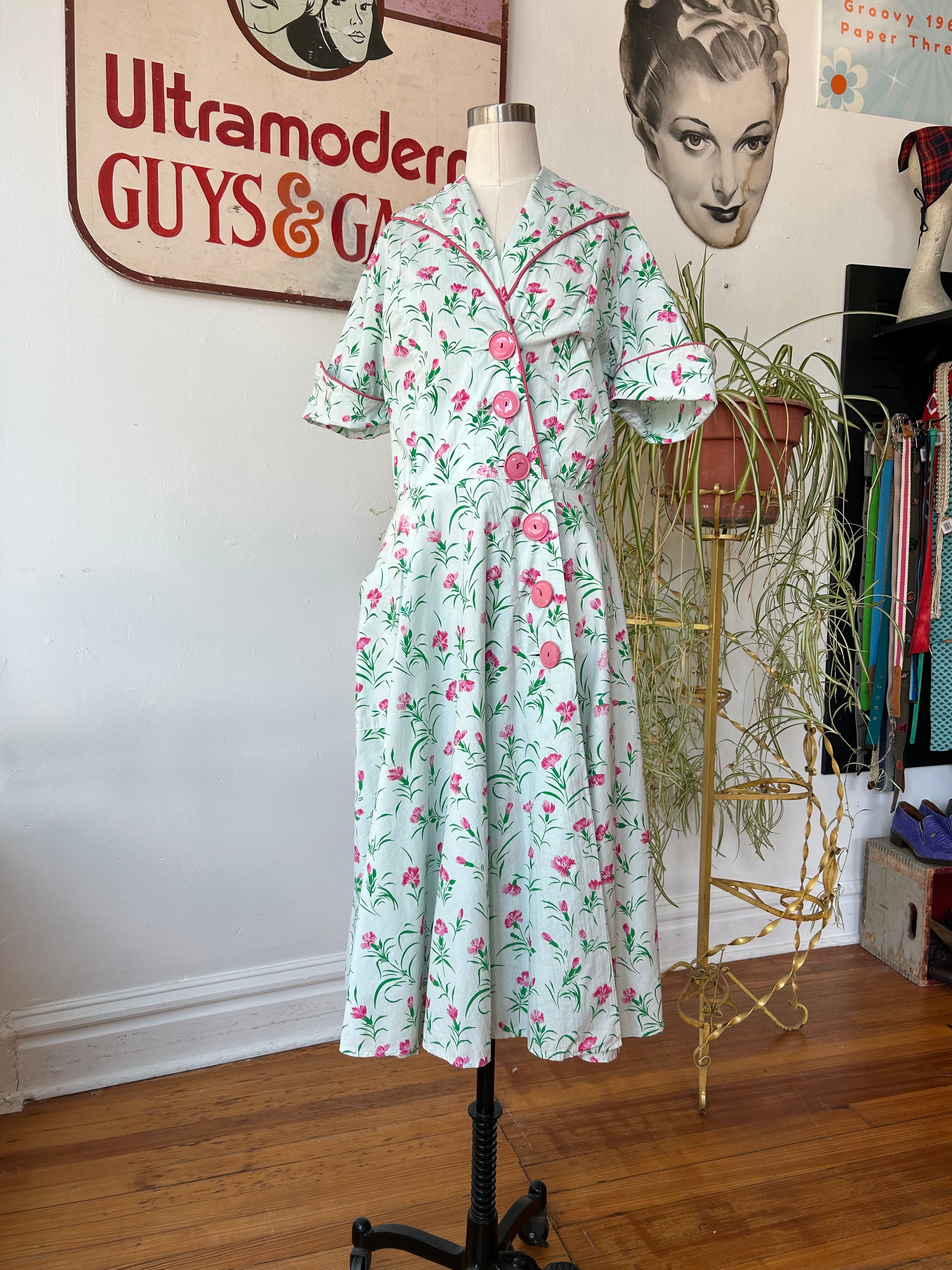 Pale Mint 1940’s Dress w/Pink Floral Print