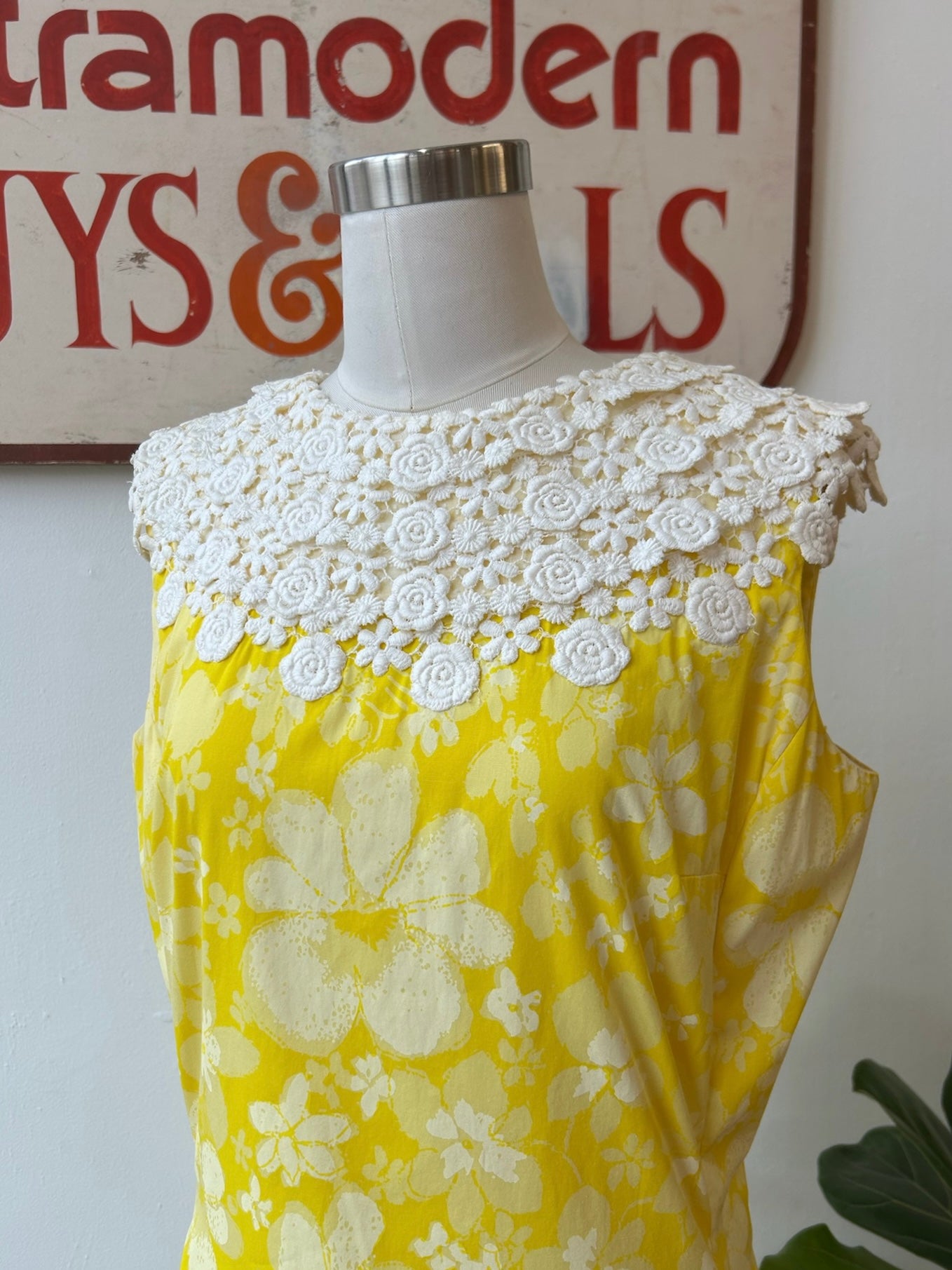60โs Yellow Floral Lilly Pulitzer Dress