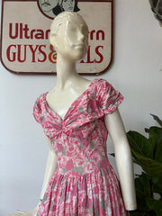 1950’s Pink Floral Full Skirt Dress