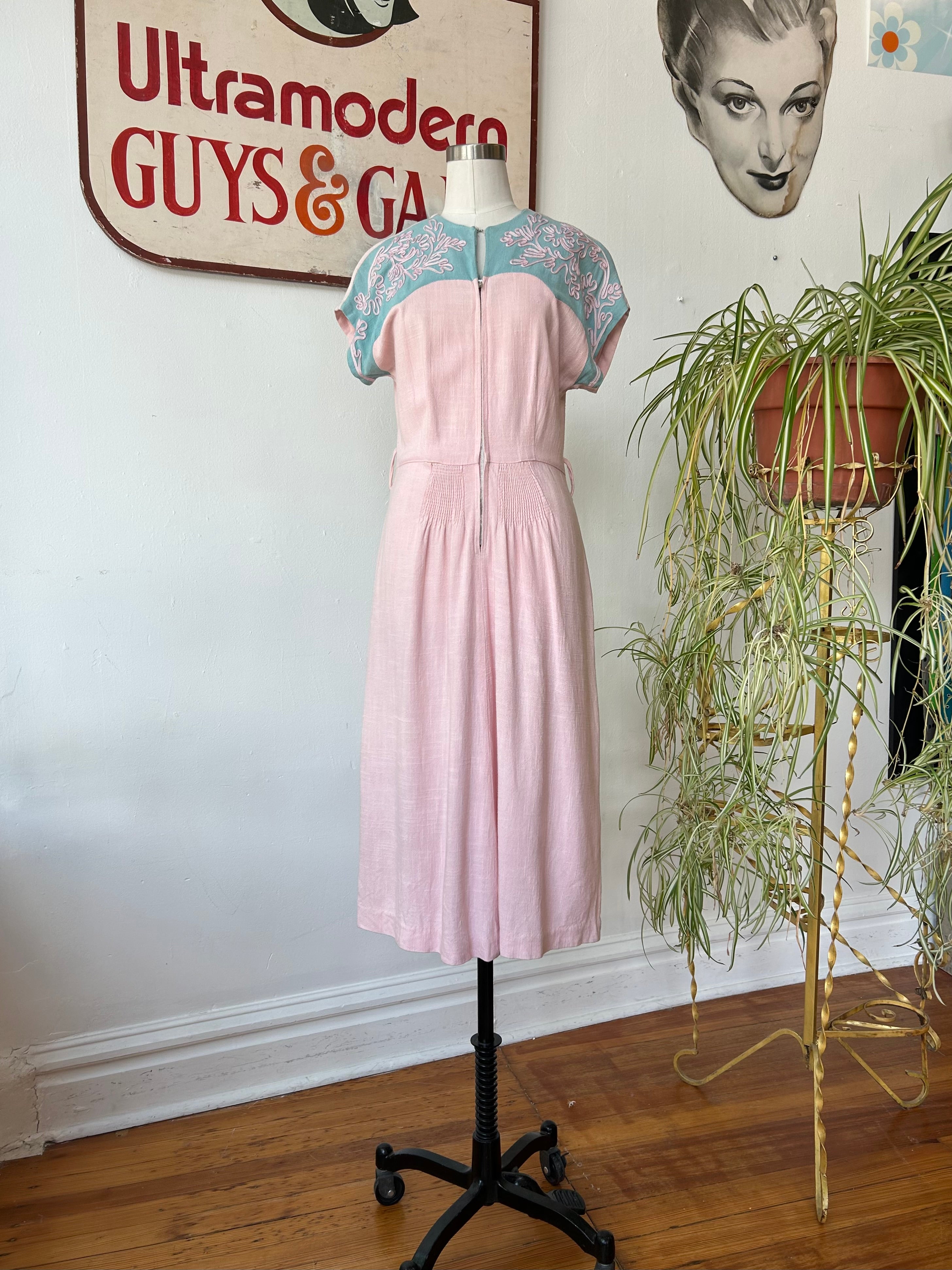 1940’s Pink & Blue Linen Dress