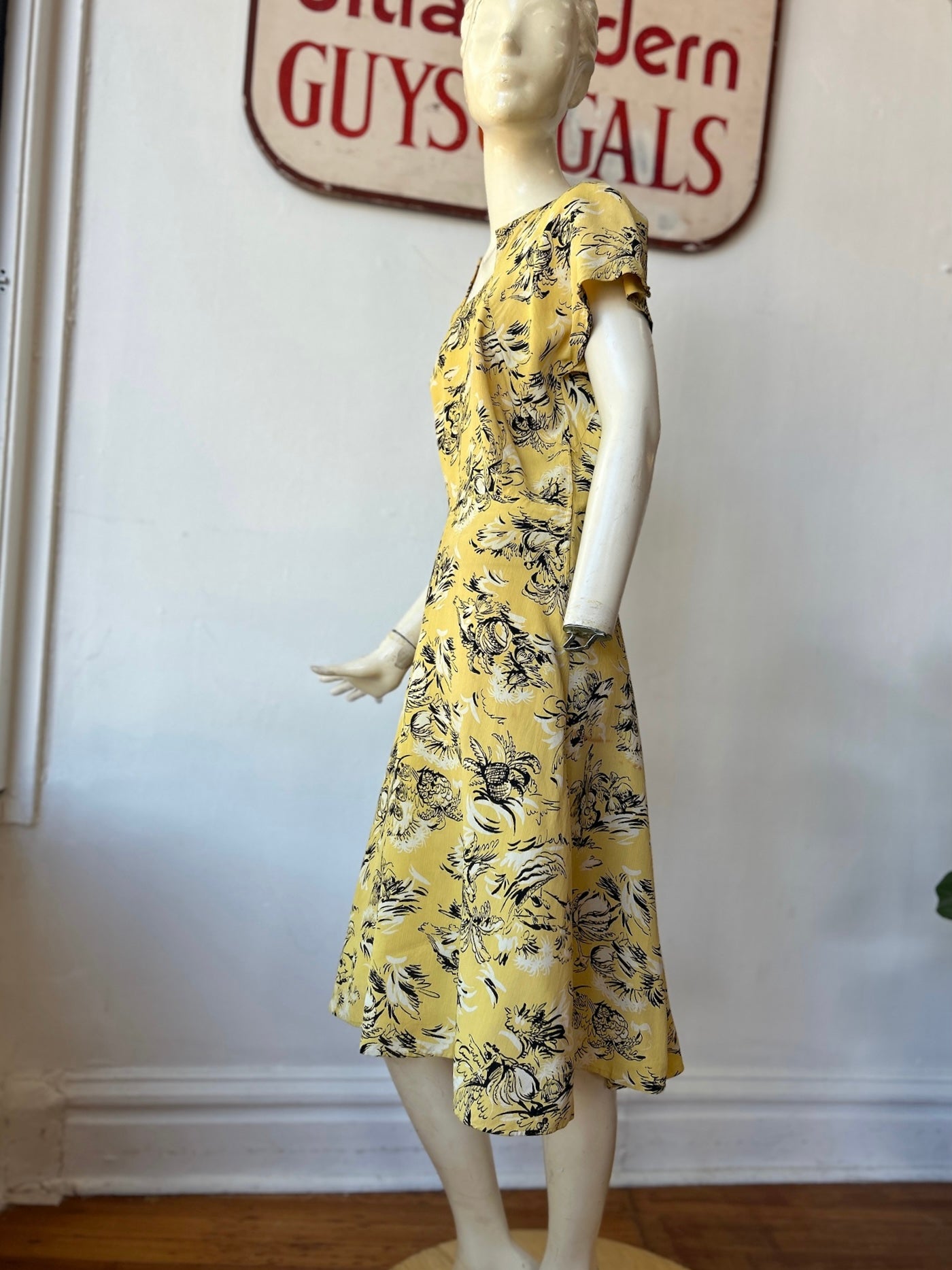 Yellow & Black Print 40’s Dress