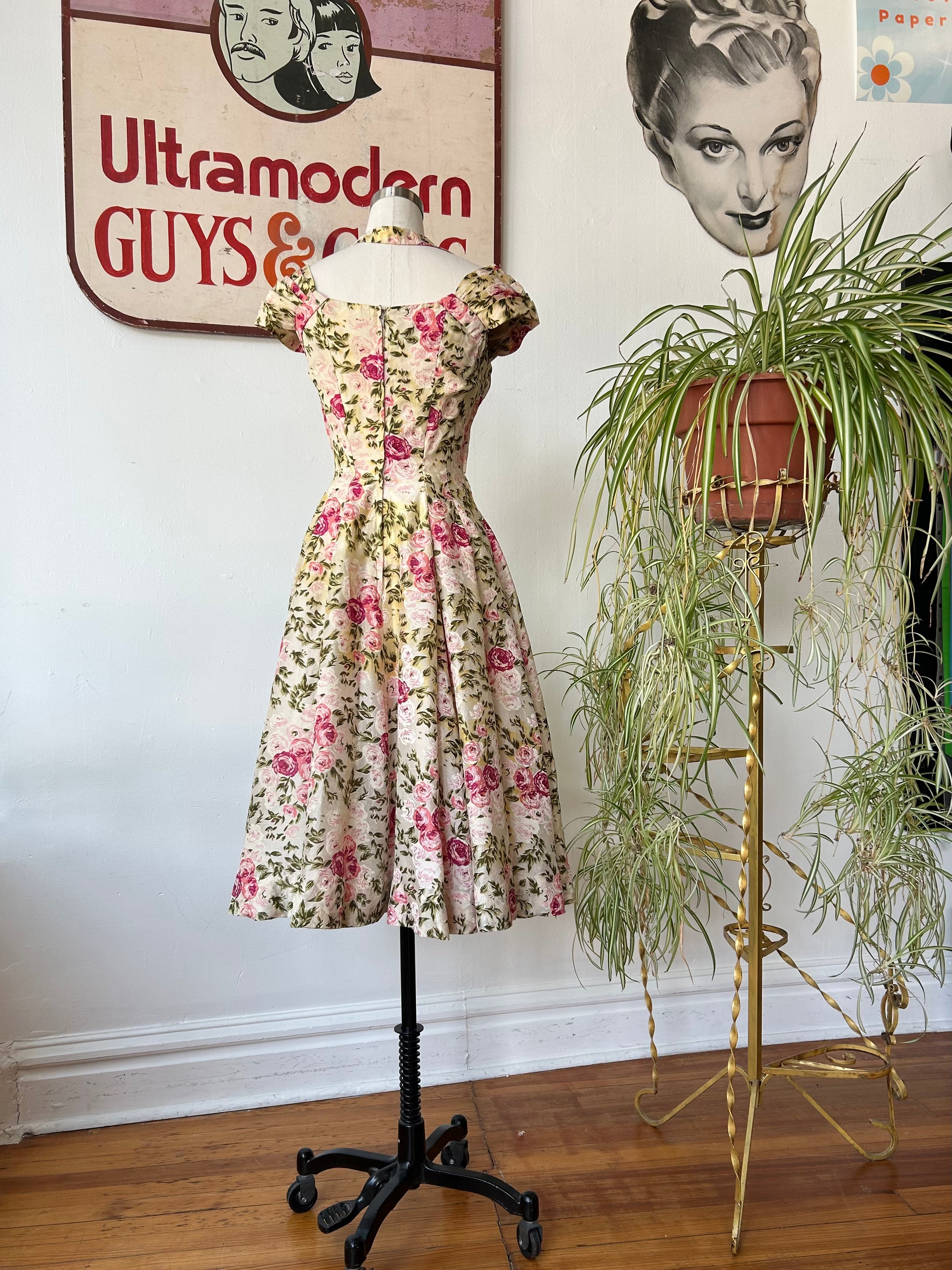 1960’s Suzy Perette Floral Print Dress
