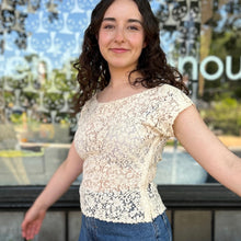 Load image into Gallery viewer, Ivory Lace  Blouse
