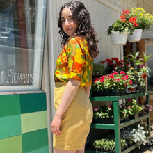 Load image into Gallery viewer, 60’s Bright Floral Print Blouse
