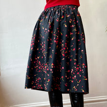 Load image into Gallery viewer, 50’s Black Confetti Floral Print Skirt
