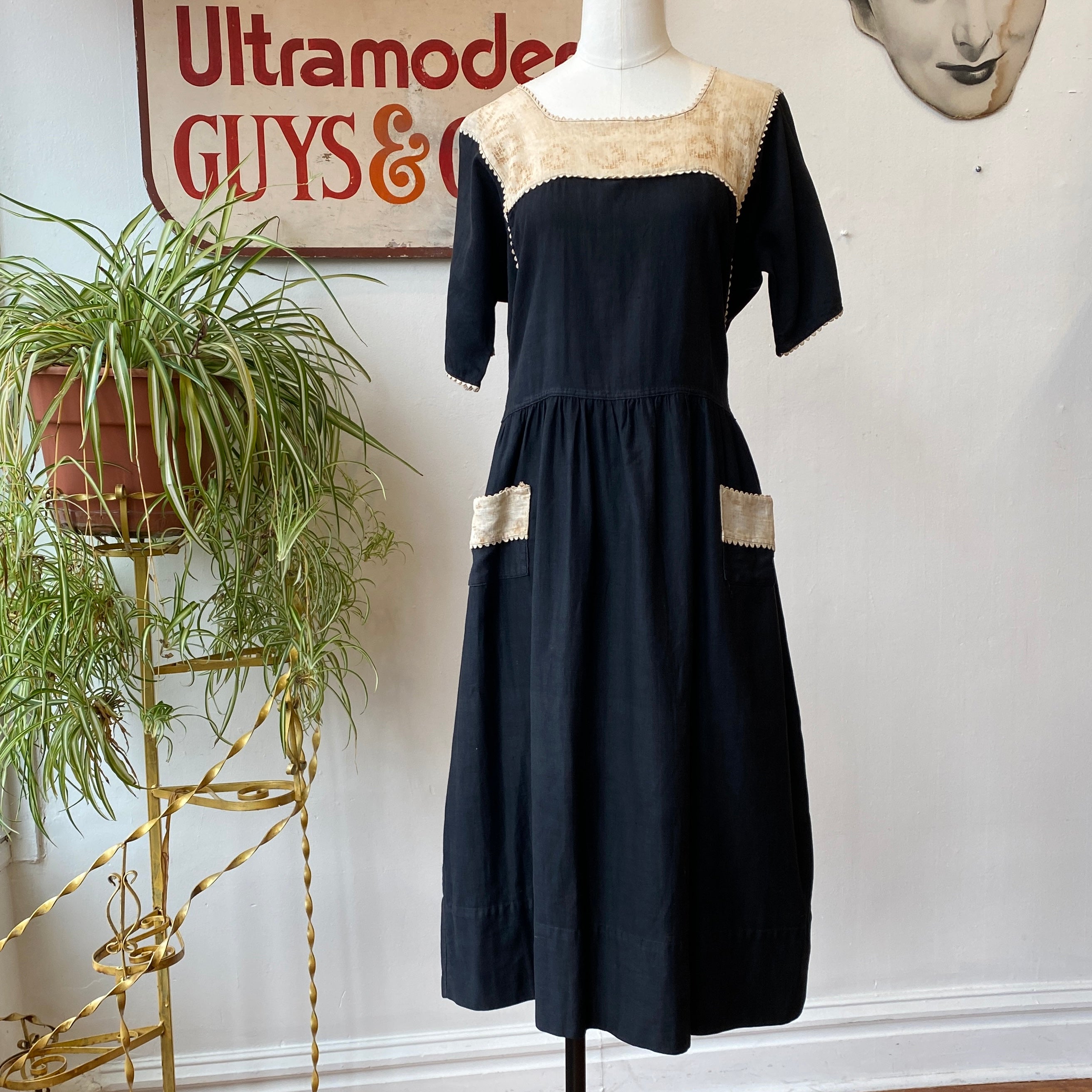 1920’s Black Dress w/ Ivory Scalloped Trim