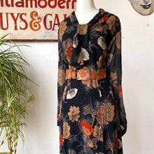 Load image into Gallery viewer, 70’s Flowy Black Print Dress
